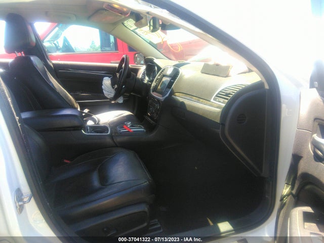 2C3CCAEG2HH564227 Chrysler 300 300c