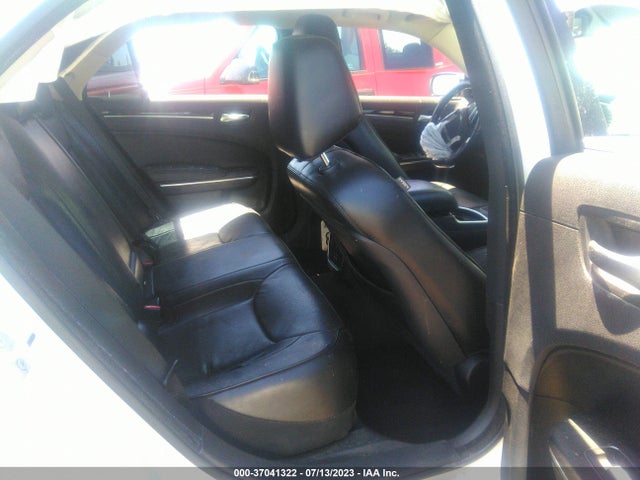 2C3CCAEG2HH564227 Chrysler 300 300c