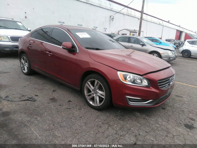 2014 Volvo S40, VIN: YV1612FH4E2285047