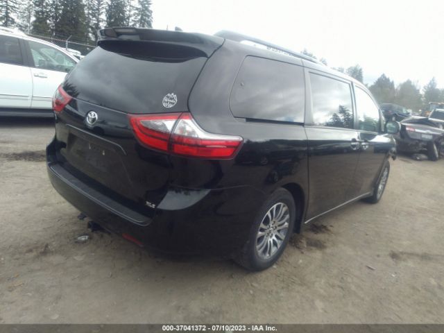 5TDYZ3DC1LS054262 Toyota SIENNA XLE