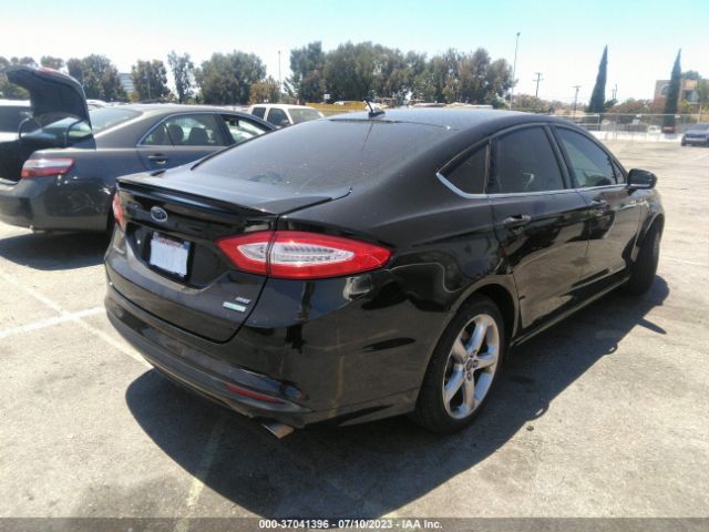 3FA6P0HD4ER379692 Ford FUSION SE