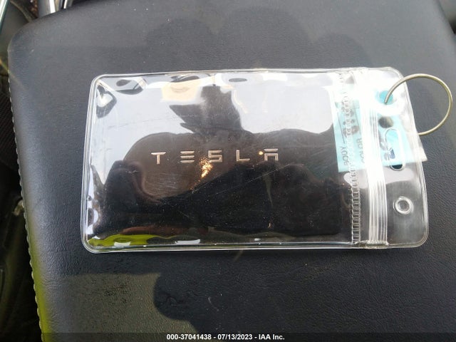 Tesla Model 3 Long Range 2018 5YJ3E1EB1JF105387 Image 10