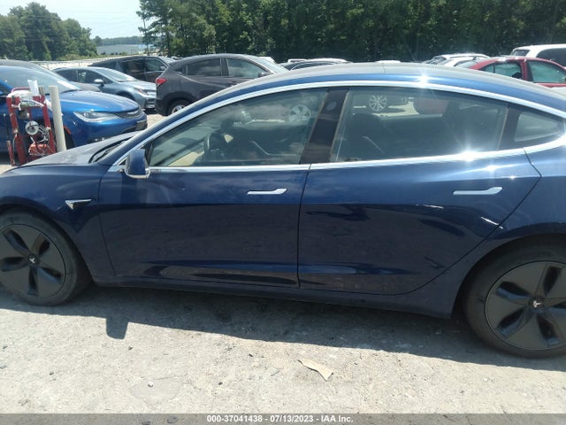 Tesla Model 3 Long Range 2018 5YJ3E1EB1JF105387 Image 14