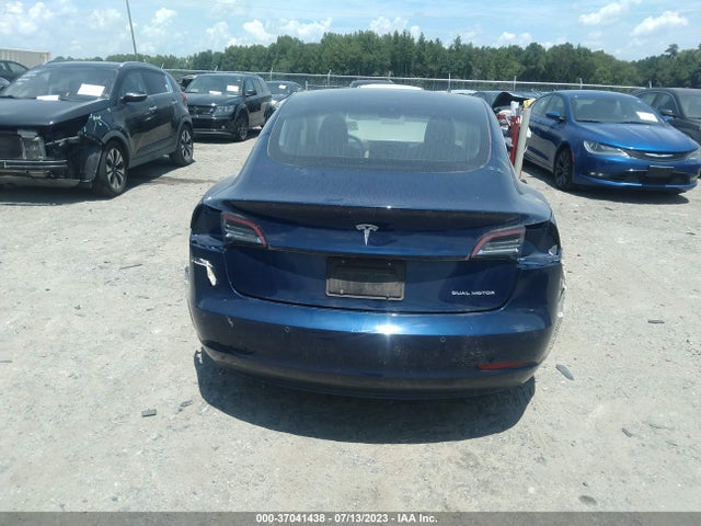 Tesla Model 3 Long Range 2018 5YJ3E1EB1JF105387 Image 16