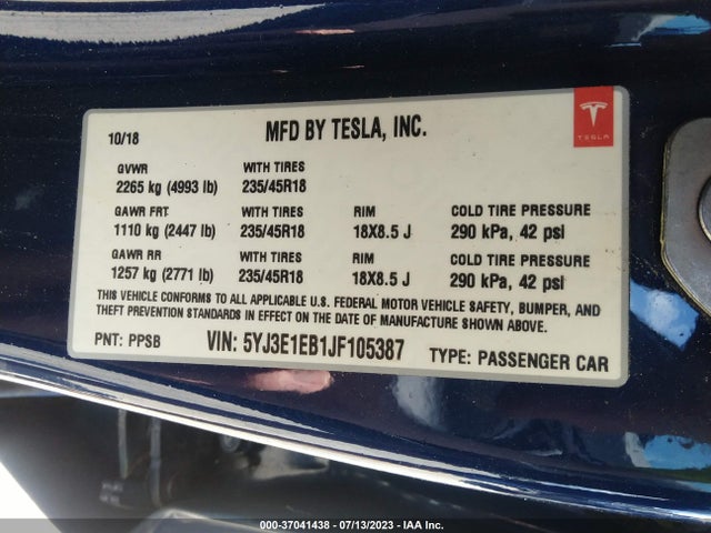 Tesla Model 3 Long Range 2018 5YJ3E1EB1JF105387 Image 9