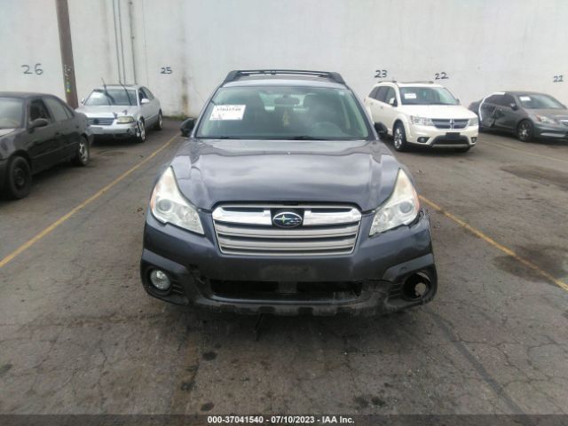 4S4BRBAC5E3236793 Subaru Outback 2.5i