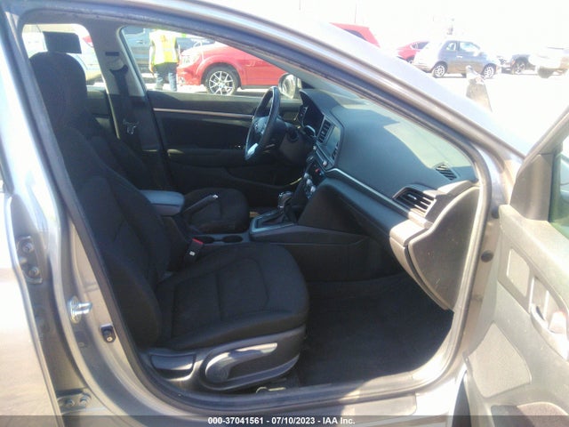 Hyundai Elantra Value Edition 2020 KMHD84LFXLU962137 Image 11
