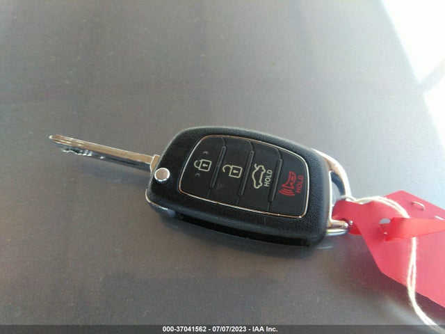 Hyundai SONATA SE 2017 5NPE24AF5HH591564 Image 3