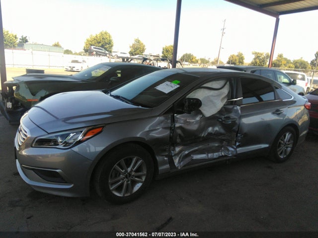 Hyundai SONATA SE 2017 5NPE24AF5HH591564 Image 6
