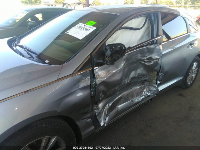 Hyundai SONATA SE 2017 5NPE24AF5HH591564 Image 12
