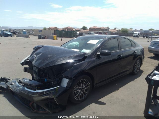 3KPF54AD0NE502882 KIA Forte Gt-line