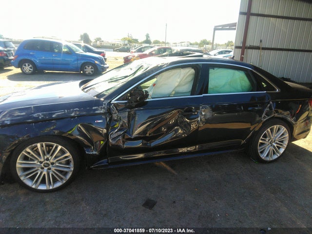 Audi A4 Premium Plus 2018 WAUENAF48JA031111 Image 14