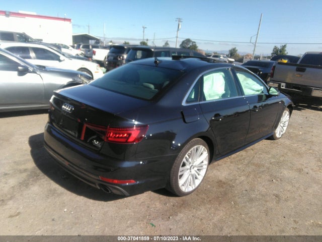 Audi A4 Premium Plus 2018 WAUENAF48JA031111 Image 4