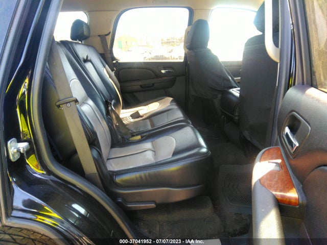 2007 GMC YUKON SLE VIN: 1GKFC13067R236150