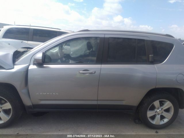 1C4NJDEB3GD616802 Jeep Compass Latitude