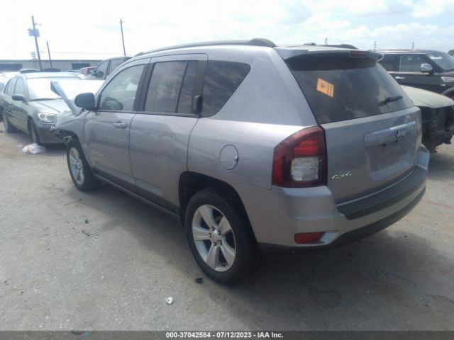 1C4NJDEB3GD616802 Jeep Compass Latitude