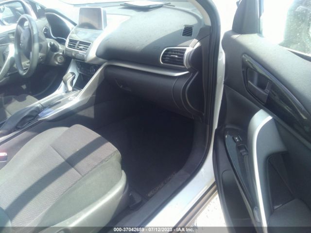 JA4AT4AA7KZ019972 Mitsubishi Eclipse Cross Le