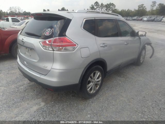 KNMAT2MT6FP559824 Nissan ROGUE SV