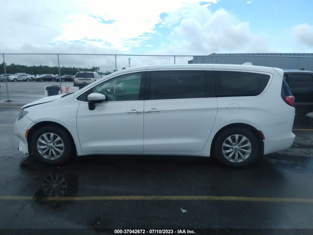 2C4RC1DG5HR529537 Chrysler Pacifica Touring