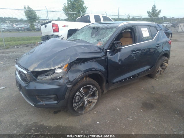 2022 Volvo XC40, VIN: YV4162UL8N2752993