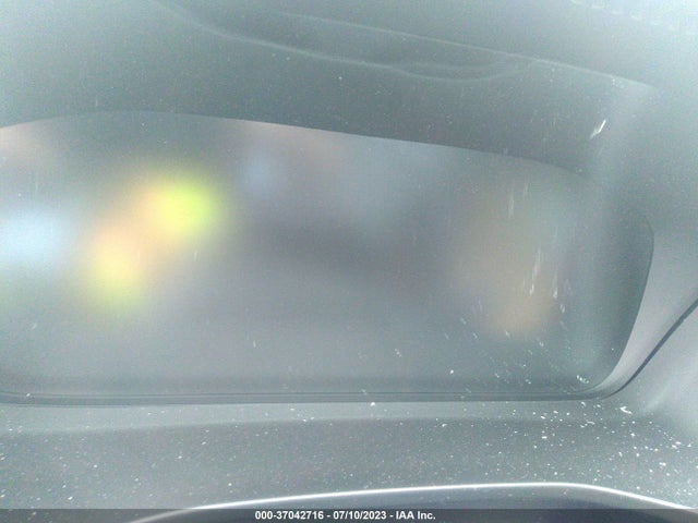 2022 Volvo XC40, VIN: YV4162UL8N2752993