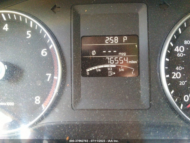 2013 VOLKSWAGEN JETTA SEDAN SE W/CONVENIENCE/SUNROOF VIN: 3VWDP7AJ8DM451044