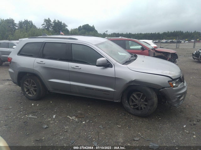1C4RJFAG0GC457273 Jeep Grand Cherokee 75th Anniversary