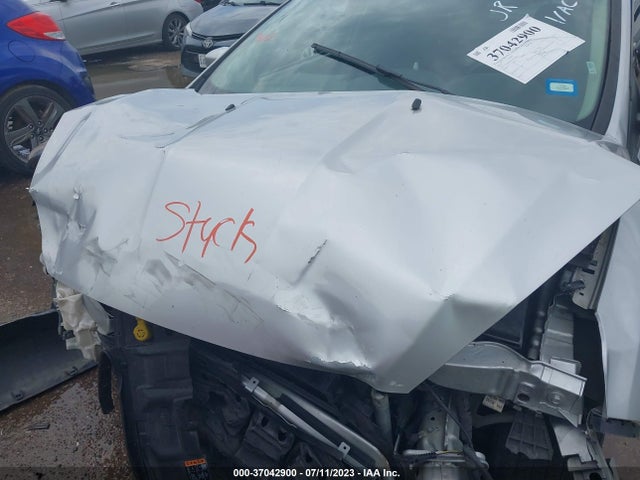 1FADP3F21HL226202 Ford FOCUS SE