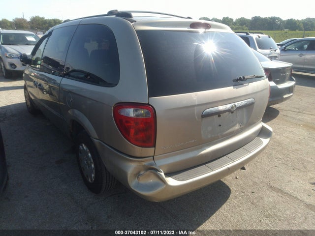 2002 CHRYSLER TOWN & COUNTRY LX VIN: 2C4GP443X2R689205
