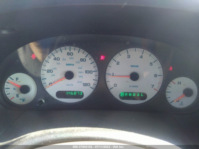 2002 CHRYSLER TOWN & COUNTRY LX VIN: 2C4GP443X2R689205