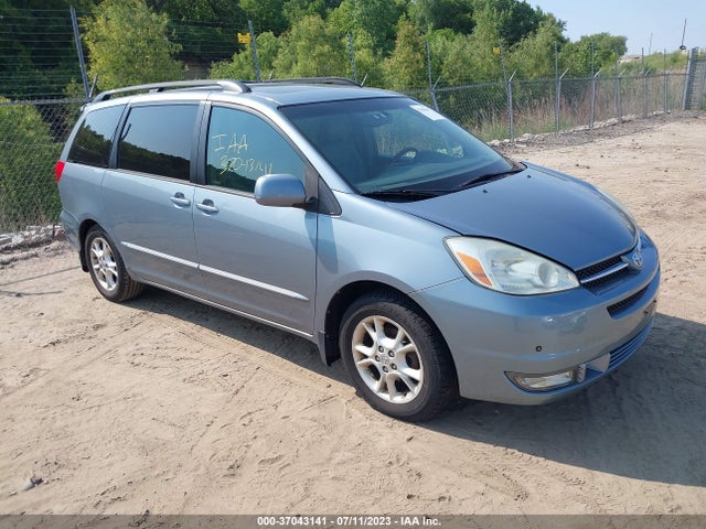 2004 TOYOTA SIENNA XLE VIN: 5TDZA22C44S058445