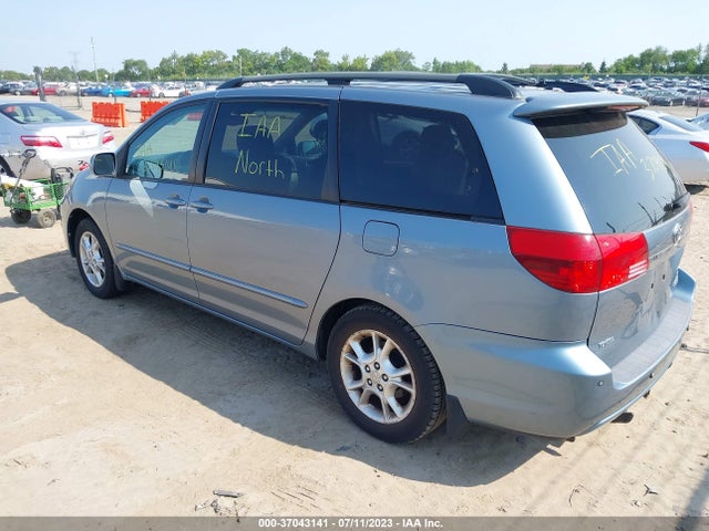 2004 TOYOTA SIENNA XLE VIN: 5TDZA22C44S058445