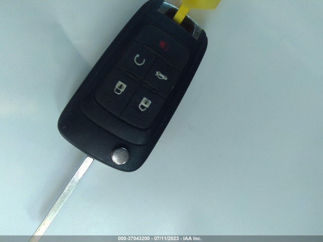 Chevrolet MALIBU LT 2015 1G11C5SL0FF347908 Image 3