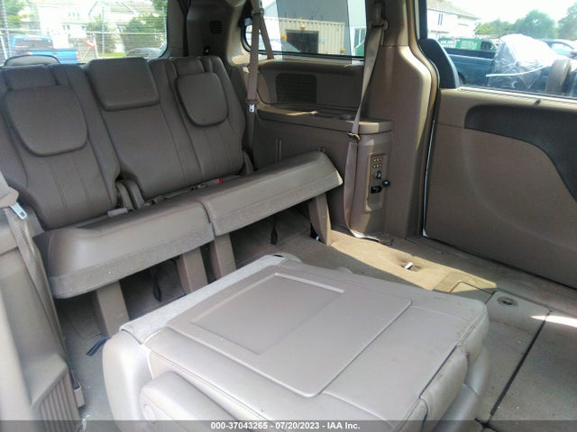 2012 CHRYSLER TOWN & COUNTRY TOURING-L VIN: 2C4RC1CG0CR270210
