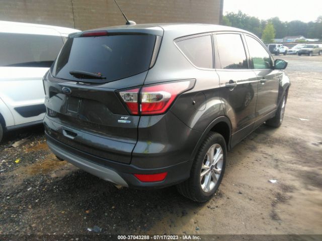 1FMCU9GD8HUC40718 Ford ESCAPE SE