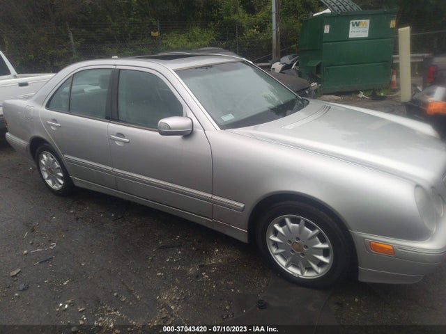 2001 MERCEDES-BENZ E-CLASS VIN: WDBJF65J71B337017