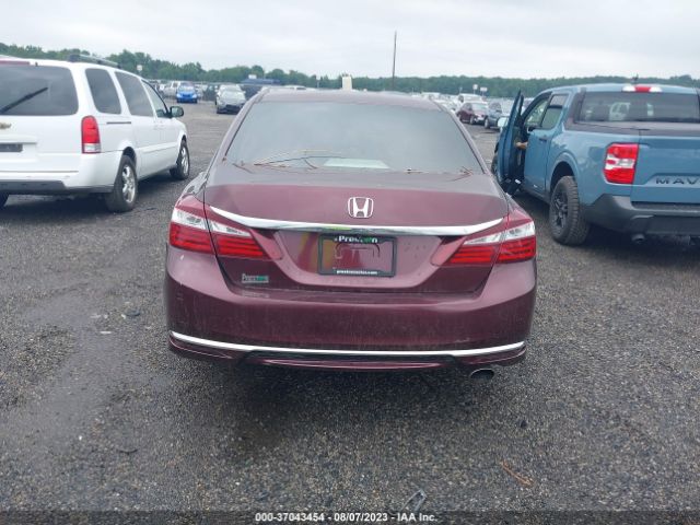 1HGCR2F38HA195739 Honda Accord Sedan Lx
