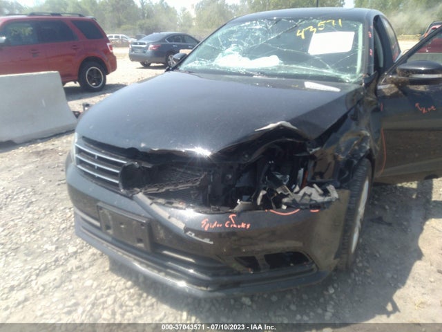 3VWDB7AJ4JM259856 Volkswagen Jetta 1.4t Se