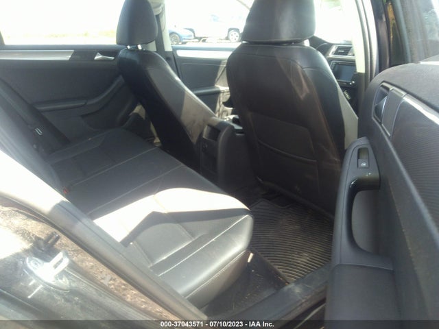 3VWDB7AJ4JM259856 Volkswagen Jetta 1.4t Se