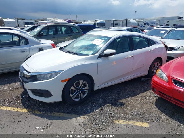Honda Civic Sedan Lx 2018 2HGFC2F57JH582208 Image 2