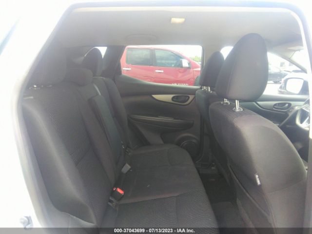 JN1BJ1CP3JW151081 Nissan Rogue Sport S