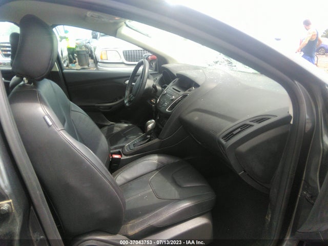 1FADP3K20GL407246 Ford FOCUS SE