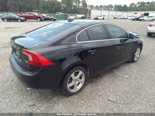 2012 VOLVO S60 T5 VIN: YV1622FS6C2110627