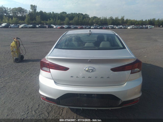 2020 HYUNDAI ELANTRA SEL VIN: 5NPD84LF8LH524473