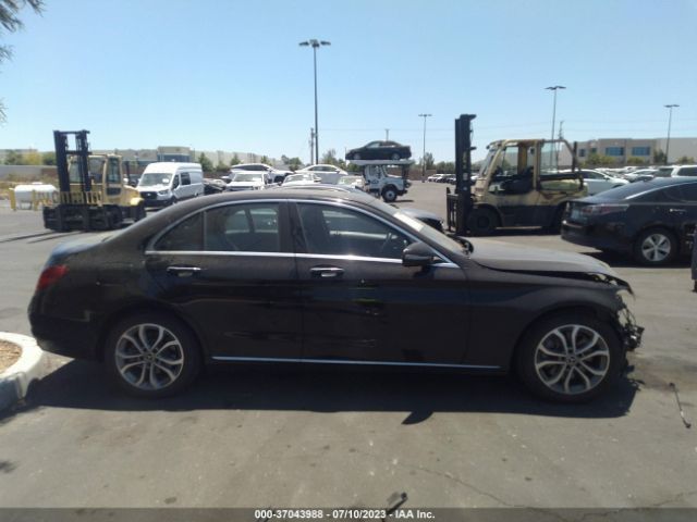 55SWF4JB0JU267057 Mercedes-Benz C-class C 300