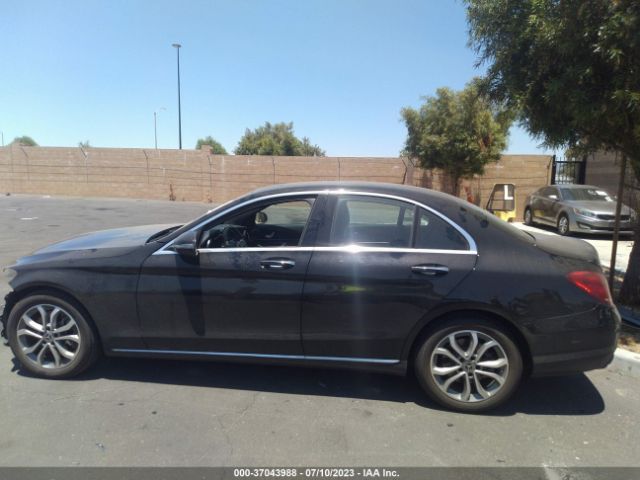 55SWF4JB0JU267057 Mercedes-Benz C-class C 300