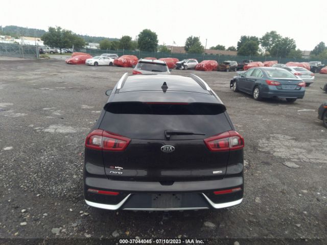 KNDCE3LC5J5118068 KIA NIRO EX