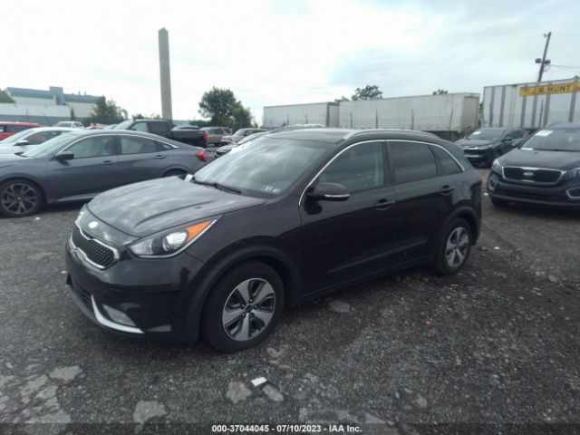 KNDCE3LC5J5118068 KIA NIRO EX