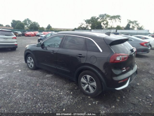 KNDCE3LC5J5118068 KIA NIRO EX