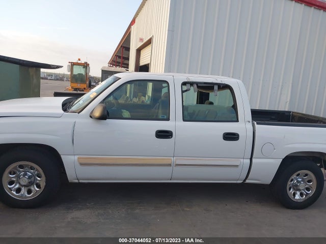 2006 CHEVROLET SILVERADO 1500 LS VIN: 2GCEC13V261281936